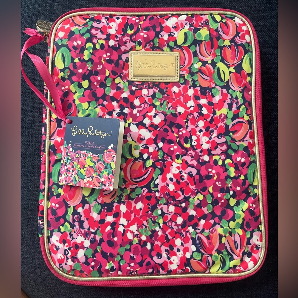 NWT Lilly Pulitzer zippered soft folio with pockets Wild Confetti